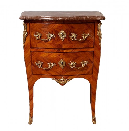 Petite commode Louis XV estampillée C.I. DUFOUR