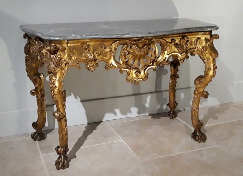 Exceptionnelle console Italienne en bois doré du XVIIIe siècle - Mobilier Style Louis XV