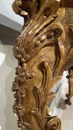 Louis XV - Exceptionnelle console Italienne en bois doré du XVIIIe siècle