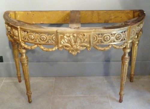 Louis XVI - Louis XVI giltwood Console table