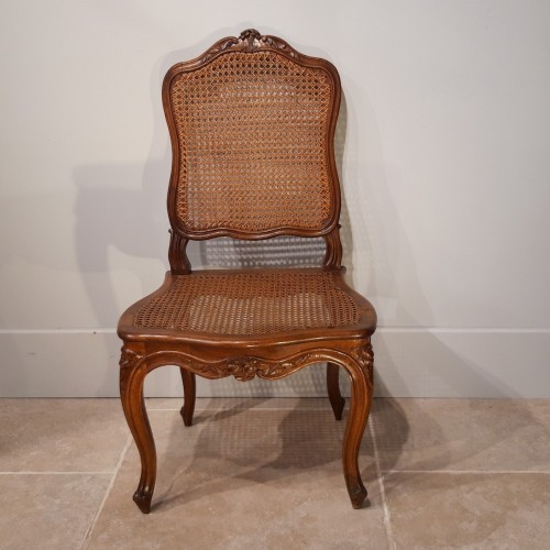 Sièges Chaise - Paire de chaises Louis XV estampillées Pierre Nogaret reçu Maître en 1745