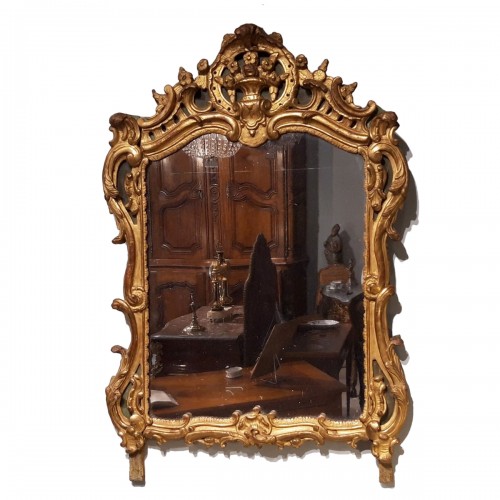 Miroir Louis XV en bois doré