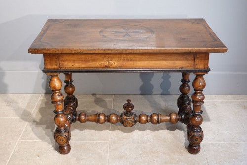 17th century - French Louis XIII Desk / Table , Walnut, 17th Century