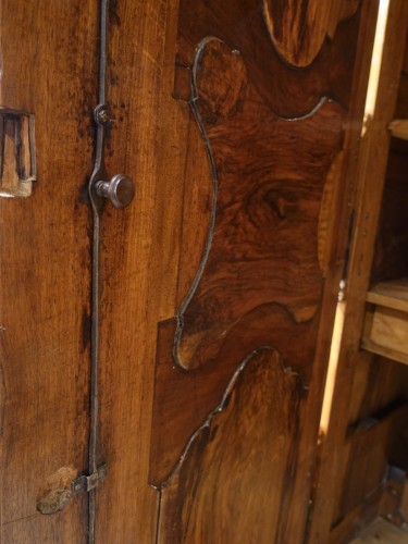 Armoire lyonnaise Louis XV d'époque début XVIIIe - Louis XV