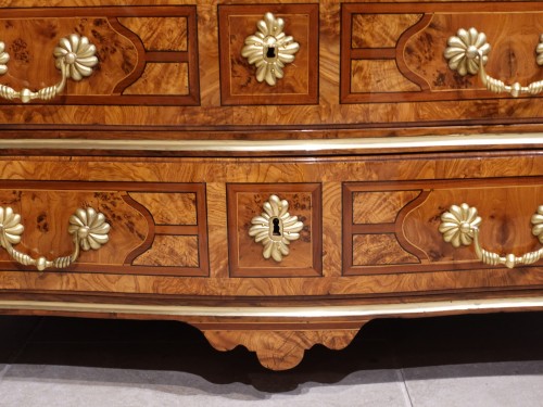 Antiquités - French chest of drawers, inlaid, &quot;Regence&quot;, 18th century