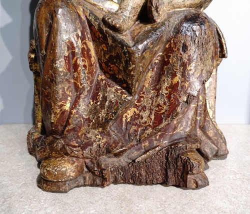 Antiquités - Vierge en Majesté en bois polychrome fin XVIe - début XVIIe