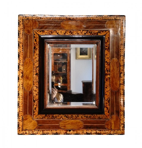 Marquetry mirror attributed to Thomas Hache circa 1695