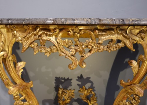 Console Louis XV en bois doré - Gérardin et Cie