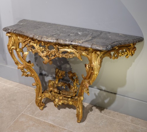 Louis XV console in gilded wood - Louis XV