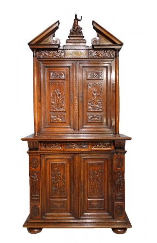 French Renaissance sideboard &quot;Ecole de Fontainebleau &quot; walnut, late 16th ce