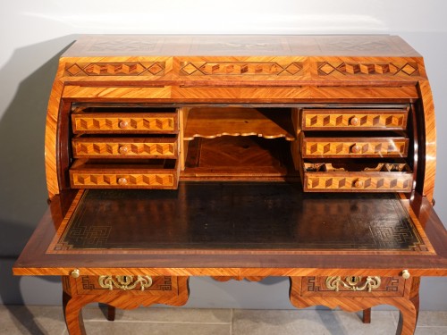 Antiquités - French Louis XV Desk Called &quot;cylindre&quot;, Marquetry, 18th Century