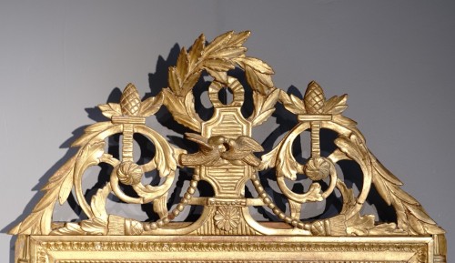 Louis XVI Mirror, Gilded Wood, With The Attributes Of &quot;love&quot; - Mirrors, Trumeau Style Louis XVI