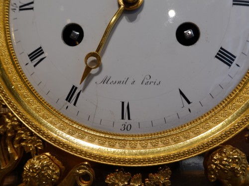 Restauration - Charles X - French Restauration Gilt bronze clock signed &quot;Mesnil in Paris&quot;