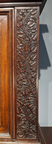 17th century - Sideboard in walnut early 17th century