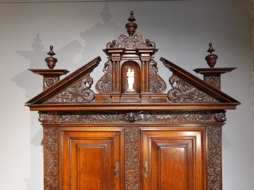 Louis XIII - Sideboard in walnut early 17th century