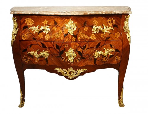 Commode Louis XV en marqueterie de fleurs 