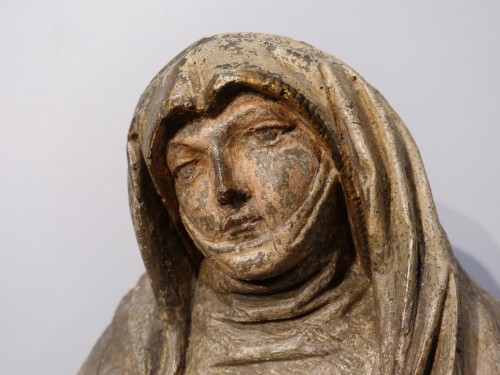Antiquités - Vierge de pitié en pierre polychrome circa 1500
