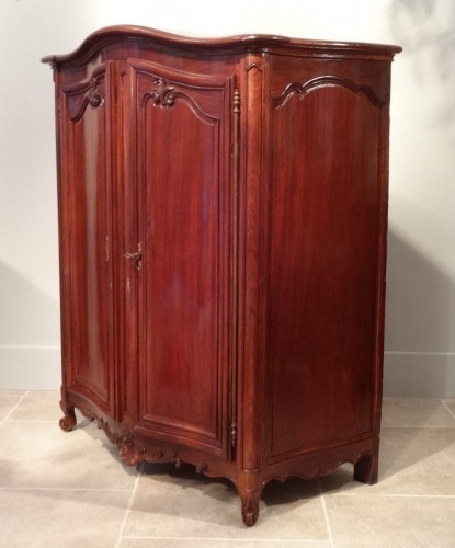 Petite armoire Louis XV dite "Bassette" d'époque XVIIIe - Mobilier Style Louis XV