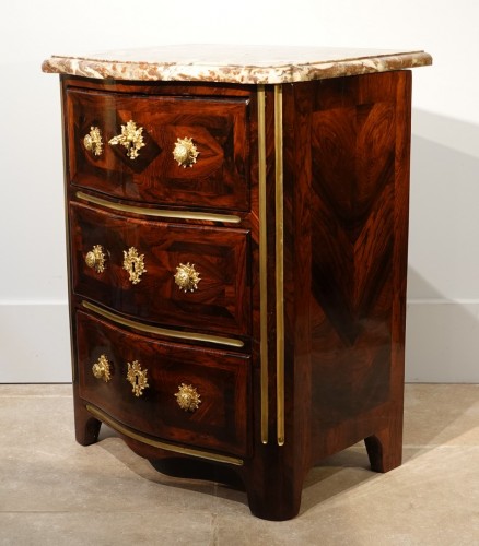 Regency chest of drawers in rosewood stamped Louis Delaitre – 18 th century - Furniture Style French Regence