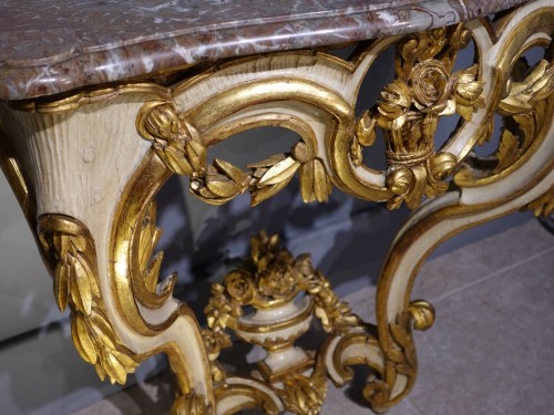 18th century - 18th century gilded and lacquered wood console