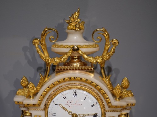 Large  Louis XVI clock by Pochon à Paris - Louis XVI