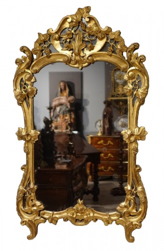 Miroir à parcloses en bois doré d'époque fin XVIIIe
