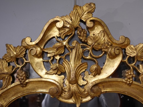 Miroir à parcloses en bois doré d'époque fin XVIIIe - Miroirs, Trumeaux Style Louis XV