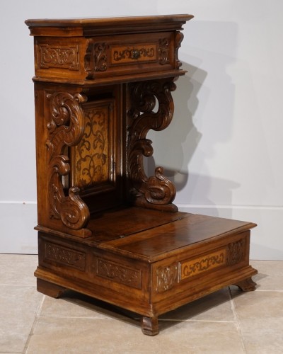 Mobilier Cabinet & Coffre - Prie Dieu / oratoire italien d'époque XVIIe