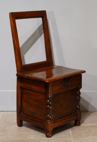 Sièges Chaise - Chaise à sel Louis XIII, en noyer, d'époque XVIIe