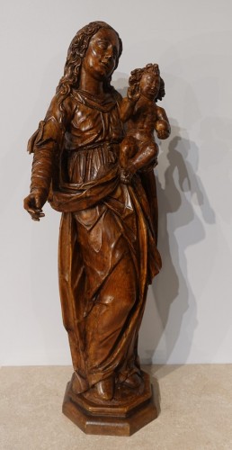 Sculpture Sculpture en Bois - Vierge à l'Enfant d'époque XVIe