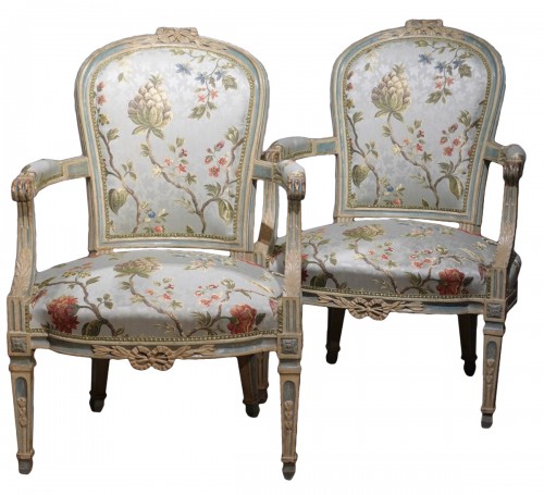Pair of lacquered armchairs attributed to Pierre Pillot, 18th century