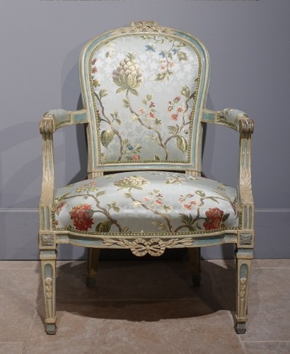 Paire de fauteuils laqués attribués à Pierre Pillot, Époque XVIIIe - Gérardin et Cie
