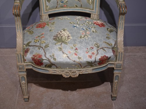 Paire de fauteuils laqués attribués à Pierre Pillot, Époque XVIIIe - Louis XVI