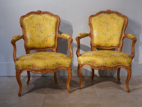 Sièges Canapé & Mobilier de Salon - Paire de fauteuils et canapé attribués à Pierre Nogaret (1718 – 1771)