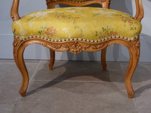 Louis XV - Paire de fauteuils et canapé attribués à Pierre Nogaret (1718 – 1771)