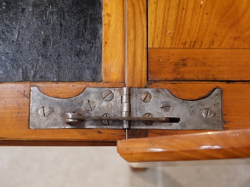 Louis XV - Desk &#039;&#039;Dos d&#039;âne&#039;&#039; J. F Hache circa 1770