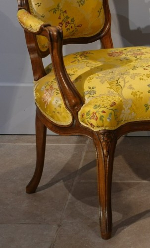 Paire de fauteuils Louis XV « cabriolet » - Sièges Style Louis XV