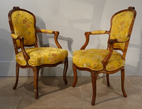 Seating  - Pair of Louis XV &quot;cabriolet&quot; armchairs