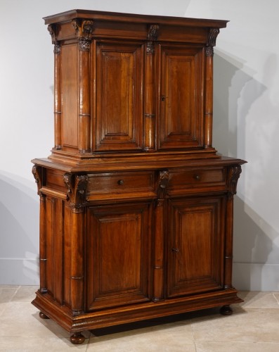 Furniture  - Renaissance chest / cabinet in walnut, late 16th century