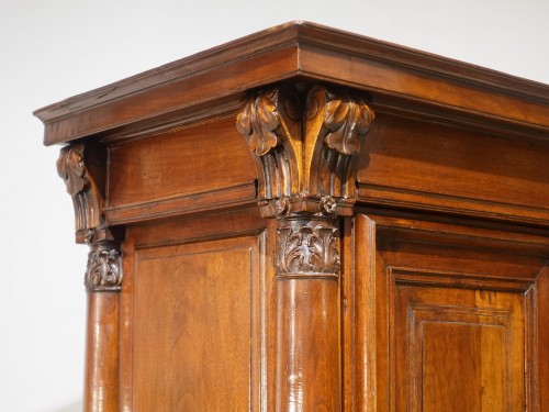 Renaissance chest / cabinet in walnut, late 16th century - Renaissance