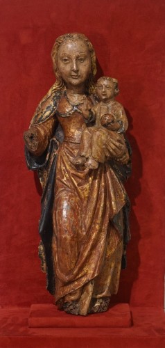 Virgin and child in carved and polychrome walnut, 16th century - 