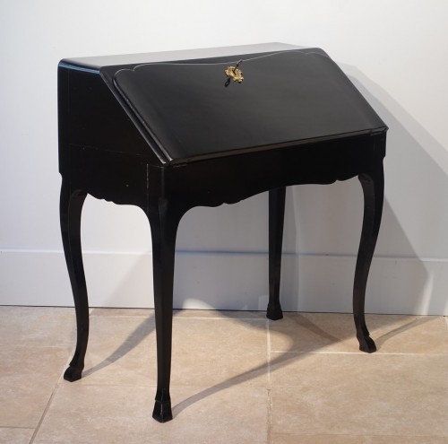 Furniture  - Slope desk, black lacquered, stamped Jean-François HACHE