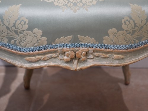 Louis XV - Pair of Louis XV cabriolet armchairs stamped Louis DELANOIS