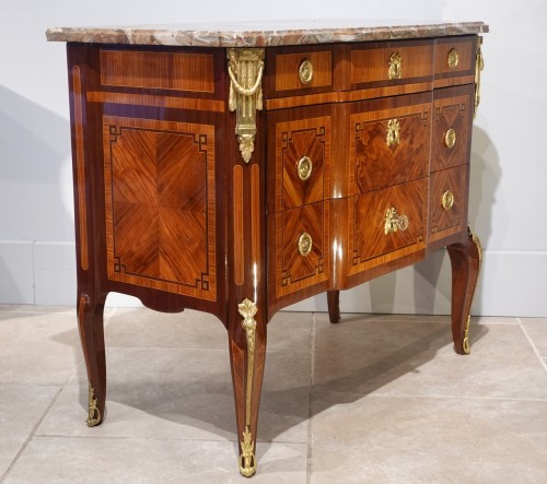 Furniture  - Inlaid commode stamped François Reizell, 18th century