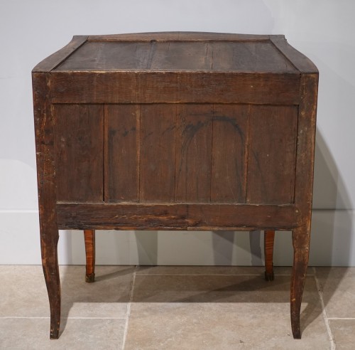 Louis XV inlaid chest of drawers stamped MONDON - Louis XV