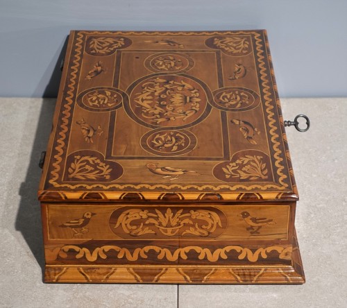 Early 18th century secret box attributed to Thomas Hache - French Regence
