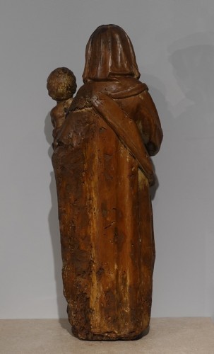 Renaissance - Vierge à l'Enfant en noyer d'époque fin XVIe