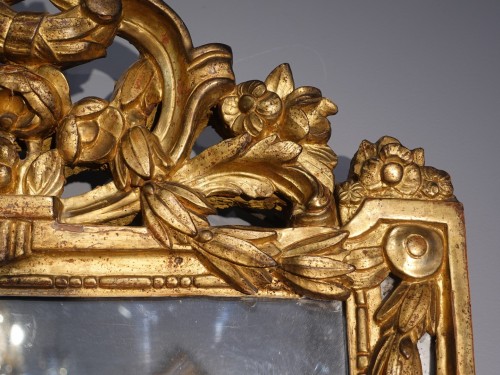 Antiquités - Louis XVI mirror in gilded wood