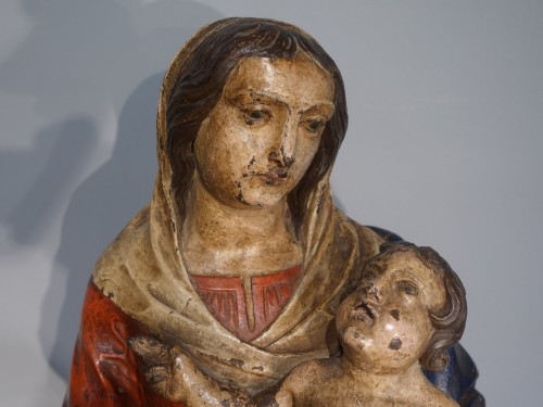 Virgin and child in carved and polychrome wood, 18th century - 