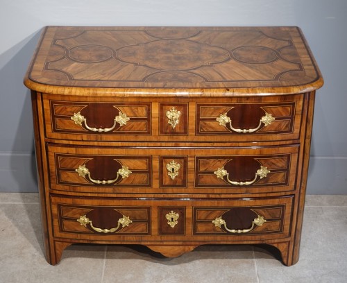 Commode marquetée Louis XIV du  Dauphiné – début XVIIIe - Gérardin et Cie